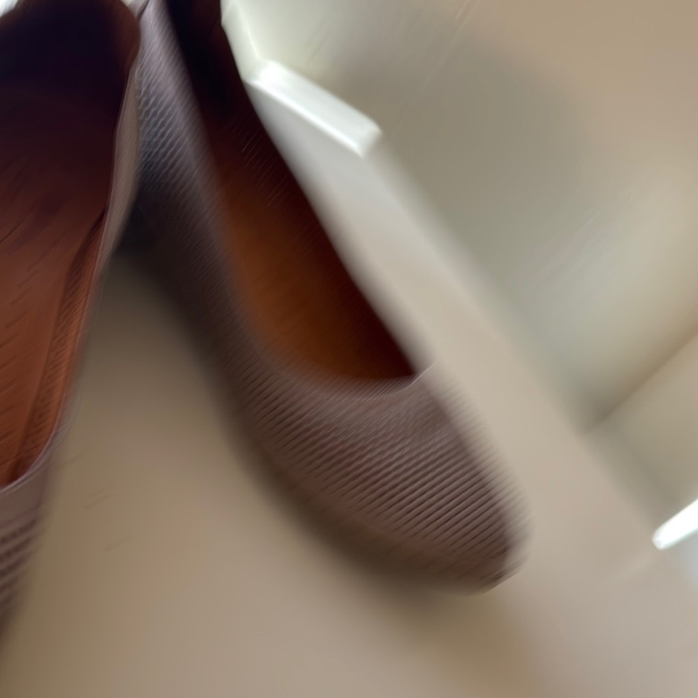 Spring Step Pink and Tan Flats with Textured Pattern - Picture 4 of 6